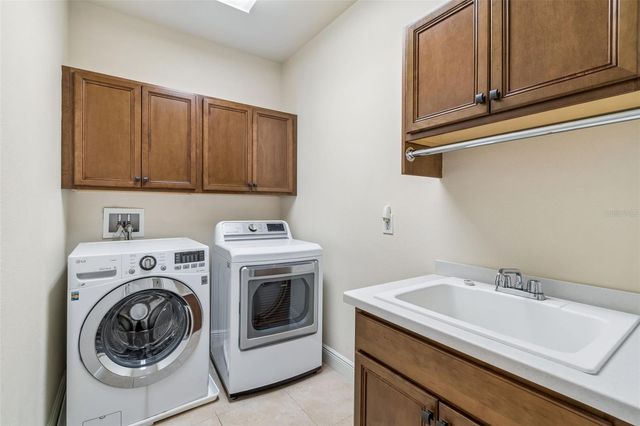 3902 W VASCONIA STREET, Tampa, FL 33629