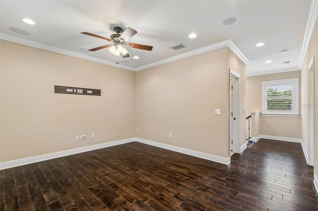 3902 W VASCONIA STREET, Tampa, FL 33629