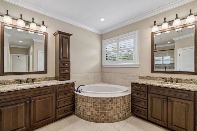 3902 W VASCONIA STREET, Tampa, FL 33629