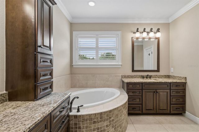 3902 W VASCONIA STREET, Tampa, FL 33629