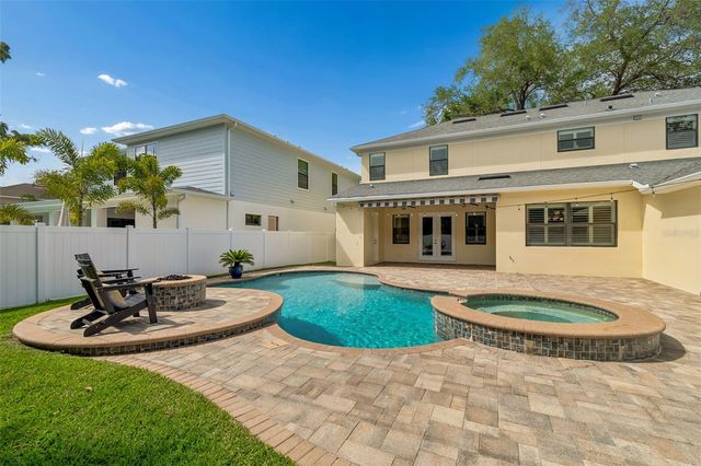 3902 W VASCONIA STREET, Tampa, FL 33629