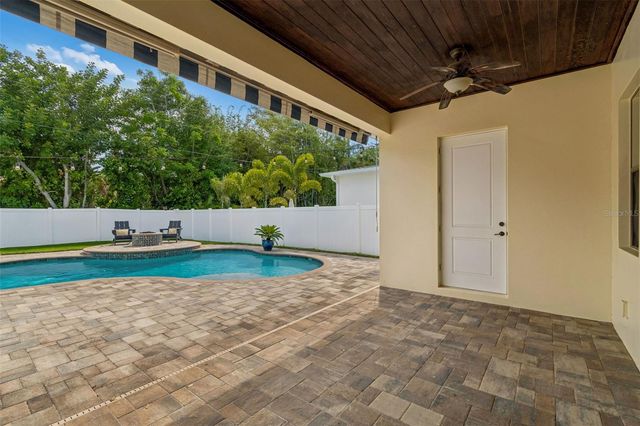 3902 W VASCONIA STREET, Tampa, FL 33629