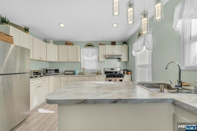 516 Forest Street, Kearny, NJ 07032