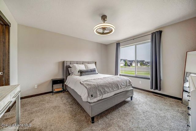 4198 N Pradera CT, Post Falls, ID 83854