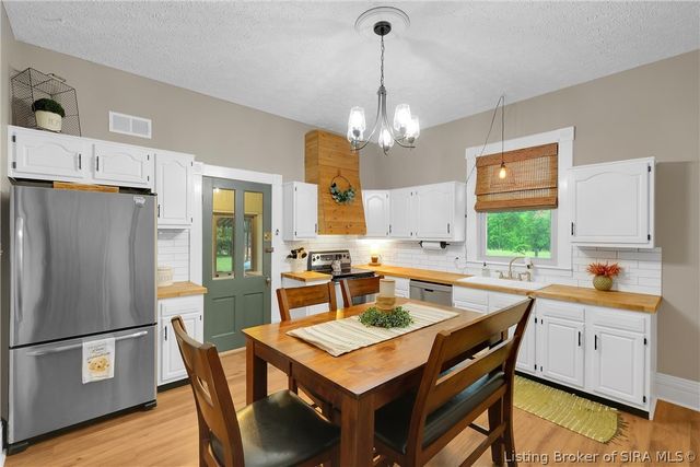 6020 Stacy Road, Charlestown, IN 47111