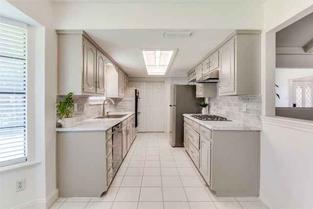 1608 Belgrade Drive, Plano, TX 75023