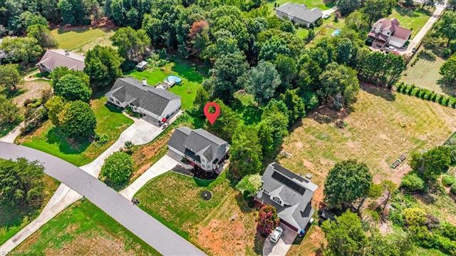 7707 Sorrel Run Court, Summerfield, NC 27358