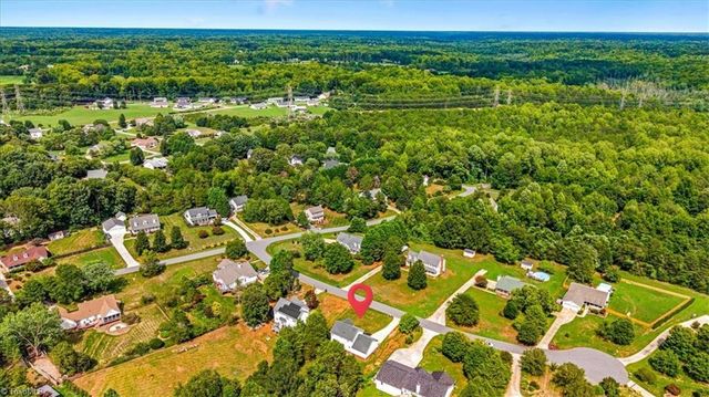 7707 Sorrel Run Court, Summerfield, NC 27358
