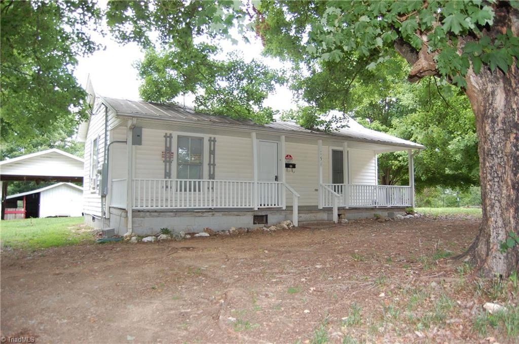 156 S Snider Street, Denton, NC 27239