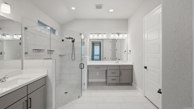 1838 Luna, New Braunfels, TX 78132