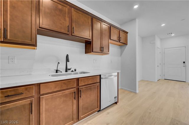 1948 Hydrangea Place, Las Vegas, NV 89106