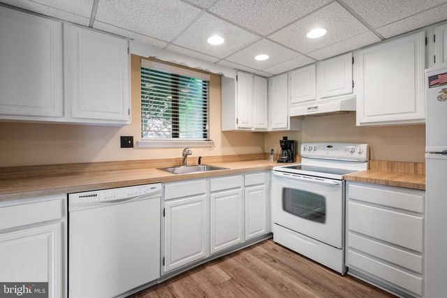 209 CHASE RD, Chesterbrook, PA 19087