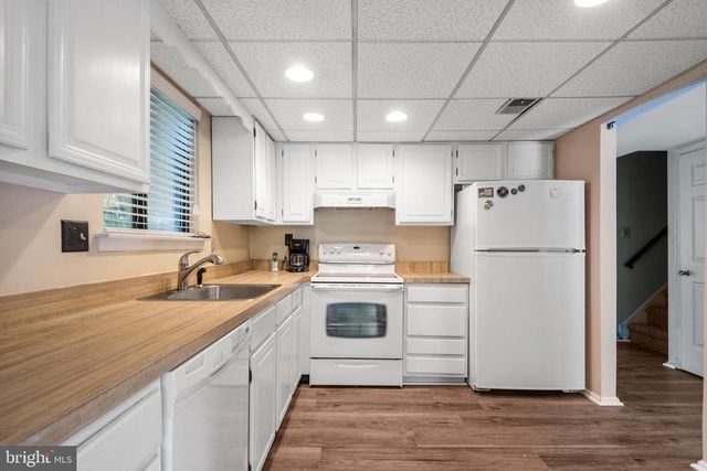 209 CHASE RD, Chesterbrook, PA 19087