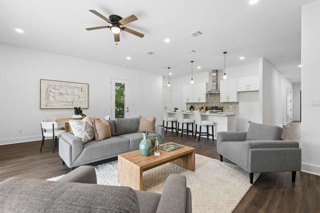 126 Port O Call Court, Runaway Bay, TX 76426