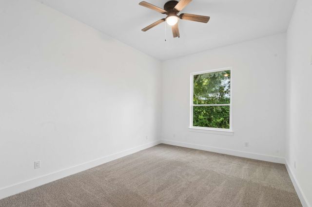 126 Port O Call Court, Runaway Bay, TX 76426