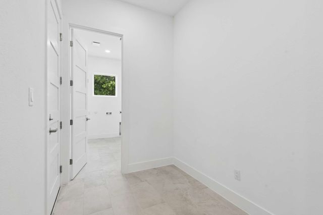 126 Port O Call Court, Runaway Bay, TX 76426