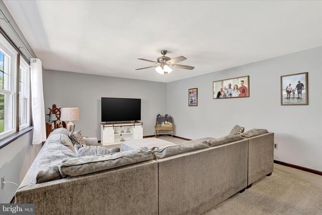 1950 GIBSON DR, Hatboro, PA 19040