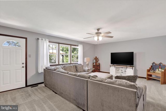 1950 GIBSON DR, Hatboro, PA 19040