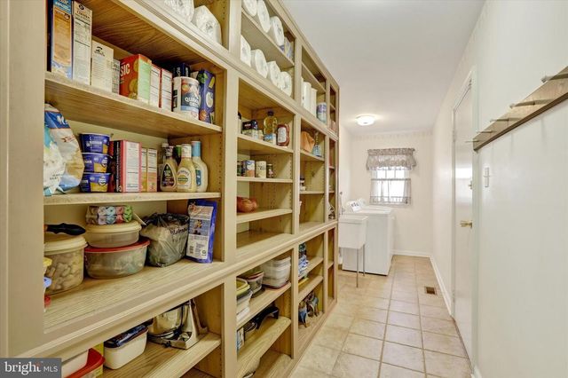 1950 GIBSON DR, Hatboro, PA 19040