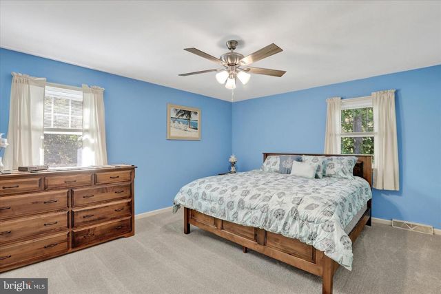 1950 GIBSON DR, Hatboro, PA 19040