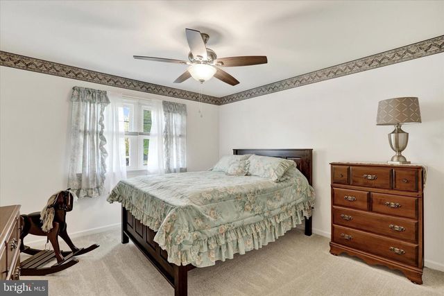 1950 GIBSON DR, Hatboro, PA 19040