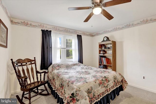 1950 GIBSON DR, Hatboro, PA 19040