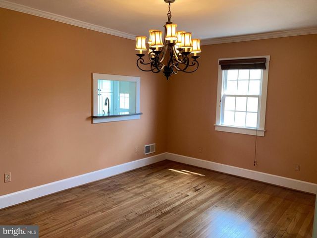 10436 JOHN S MOSBY HWY, Paris, VA 20130
