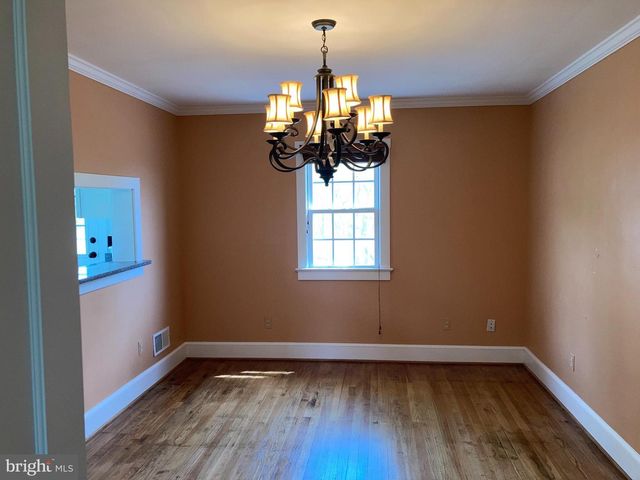 10436 JOHN S MOSBY HWY, Paris, VA 20130