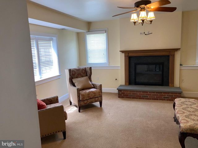 10436 JOHN S MOSBY HWY, Paris, VA 20130