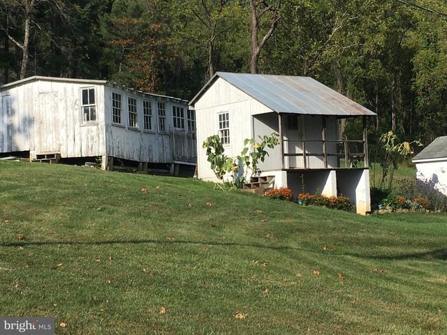 10436 JOHN S MOSBY HWY, Paris, VA 20130