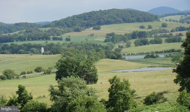 10436 JOHN S MOSBY HWY, Paris, VA 20130
