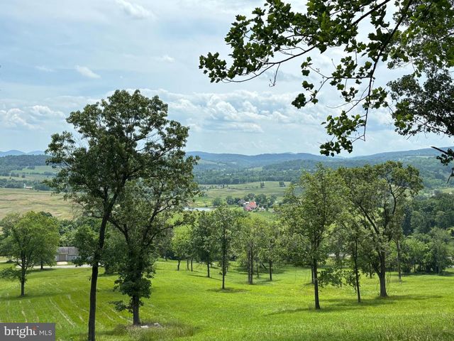 10436 JOHN S MOSBY HWY, Paris, VA 20130