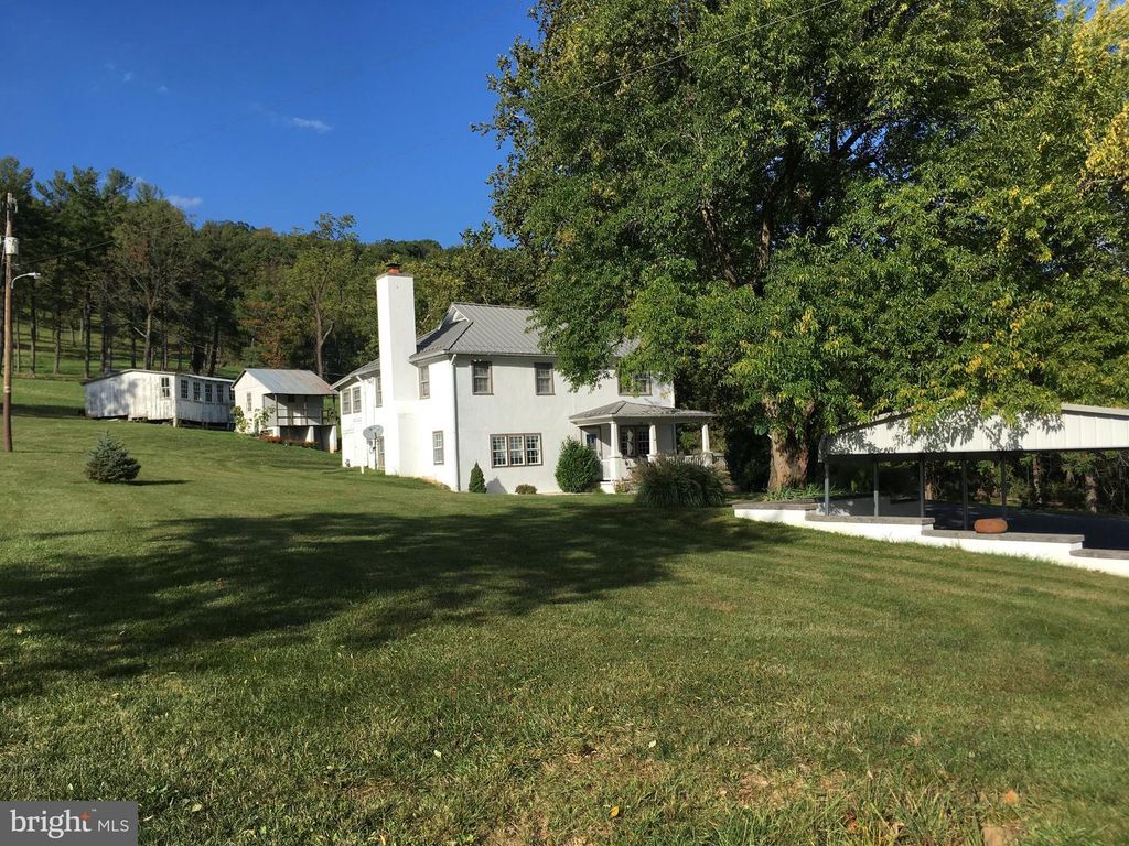 10436 JOHN S MOSBY HWY, Paris, VA 20130