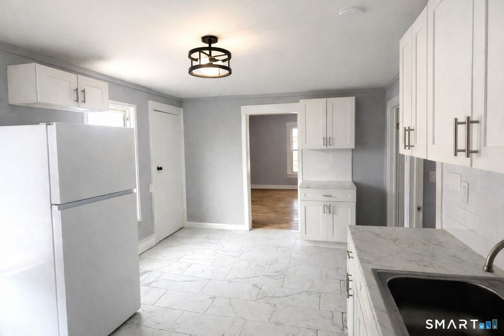 35 Saltonstall Avenue, New Haven, CT 06513