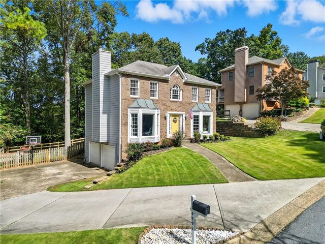 4992 Shallow Ridge NE Road, Kennesaw, GA 30144