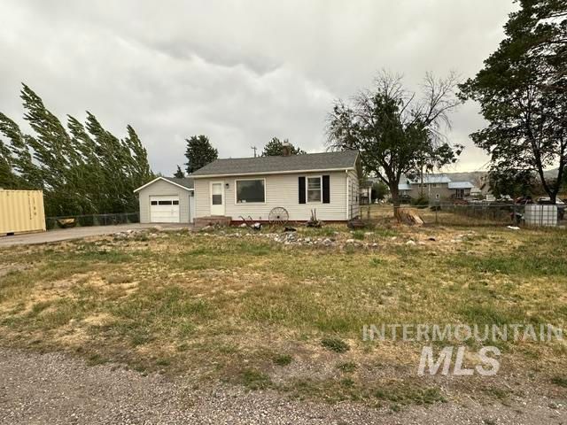 1301 Ridge Ave, Pocatello, ID 83201