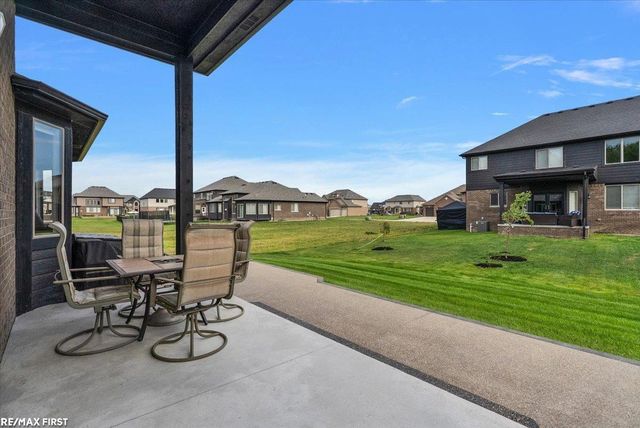19117 Brighton Drive, Macomb, MI 48042