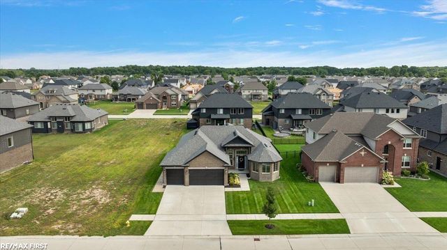 19117 Brighton Drive, Macomb, MI 48042
