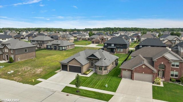 19117 Brighton Drive, Macomb, MI 48042