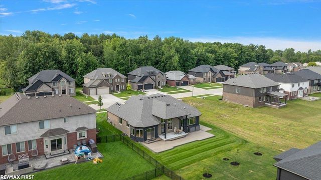 19117 Brighton Drive, Macomb, MI 48042