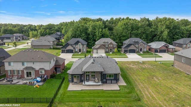 19117 Brighton Drive, Macomb, MI 48042