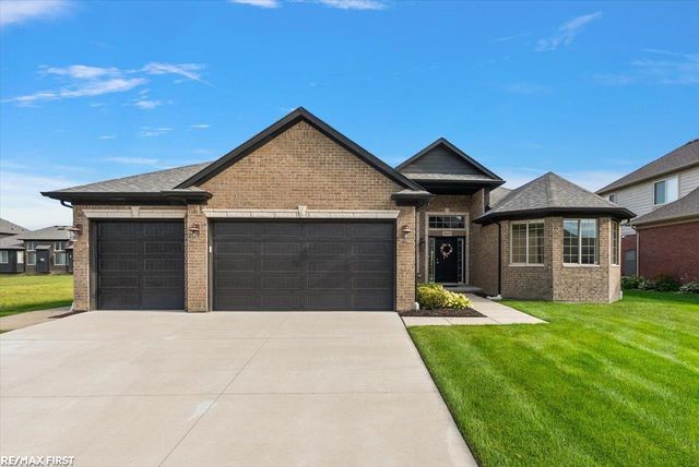 19117 Brighton Drive, Macomb, MI 48042