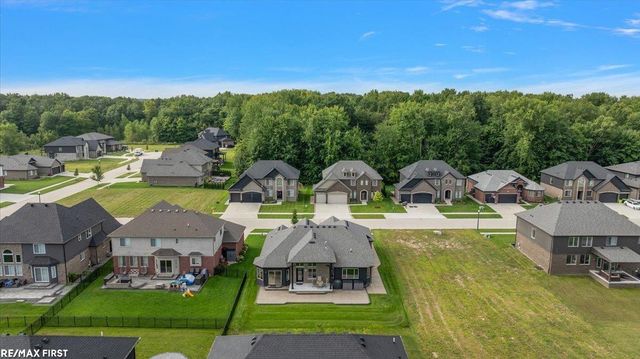 19117 Brighton Drive, Macomb, MI 48042