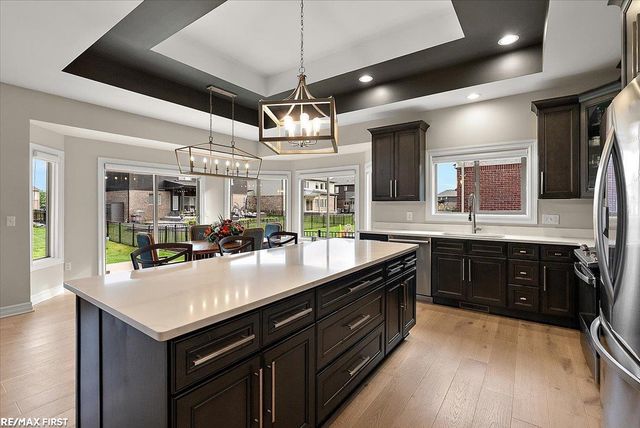19117 Brighton Drive, Macomb, MI 48042