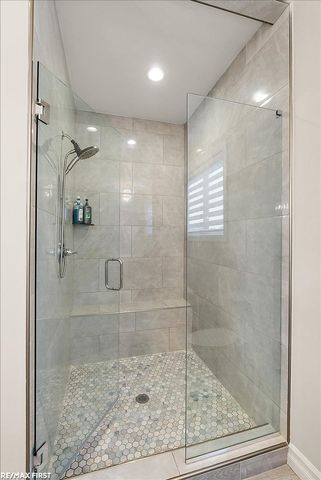 19117 Brighton Drive, Macomb, MI 48042