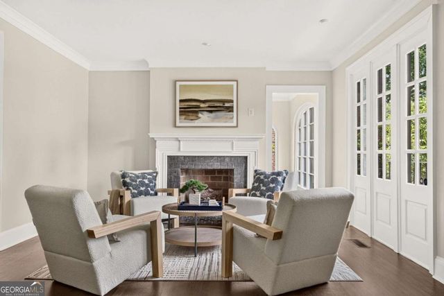 607 E Paces Ferry Road NE, Atlanta, GA 30305