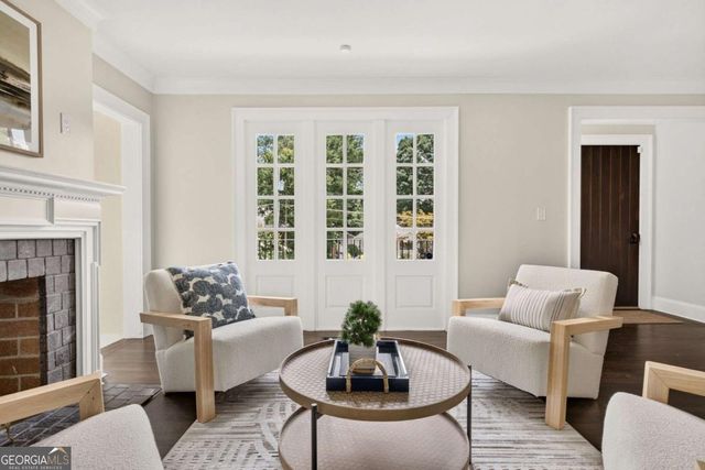 607 E Paces Ferry Road NE, Atlanta, GA 30305