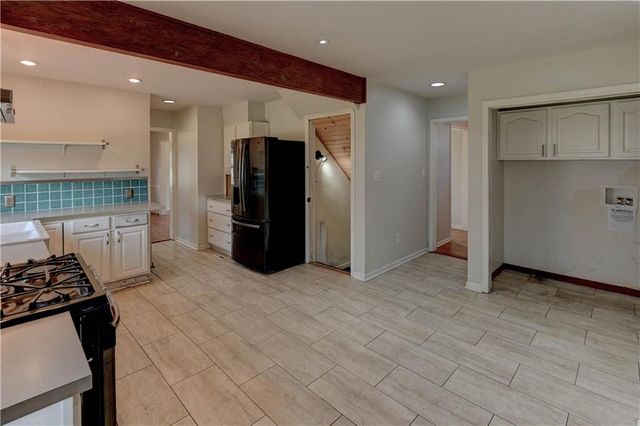 5300 Sycamore Drive, Roeland Park, KS 66205