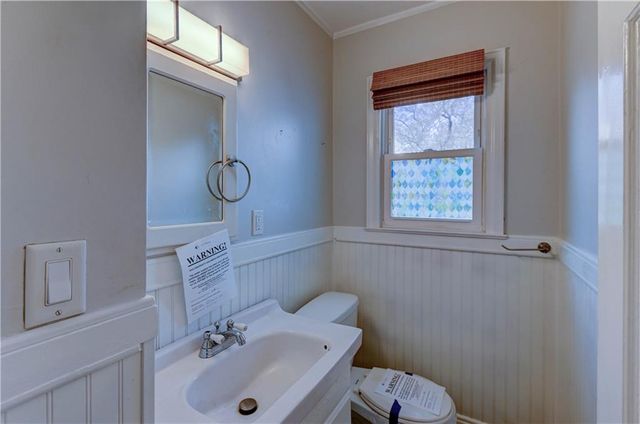 5300 Sycamore Drive, Roeland Park, KS 66205