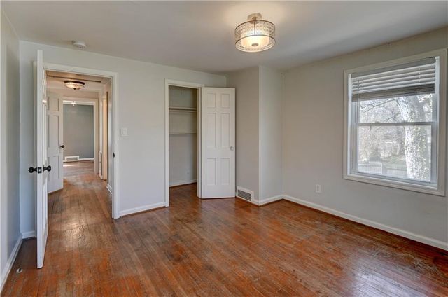 5300 Sycamore Drive, Roeland Park, KS 66205